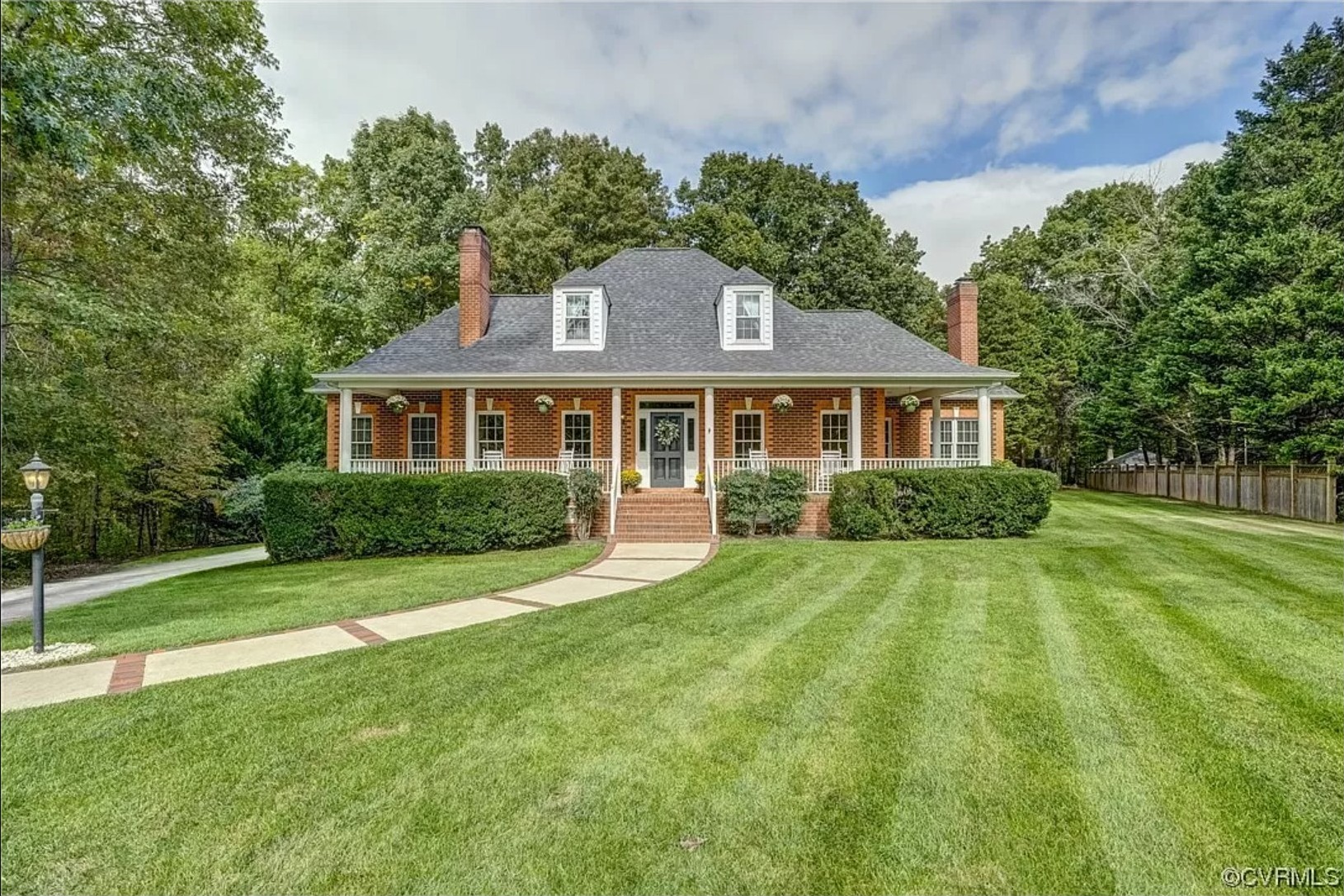 9209 Olde Hartley